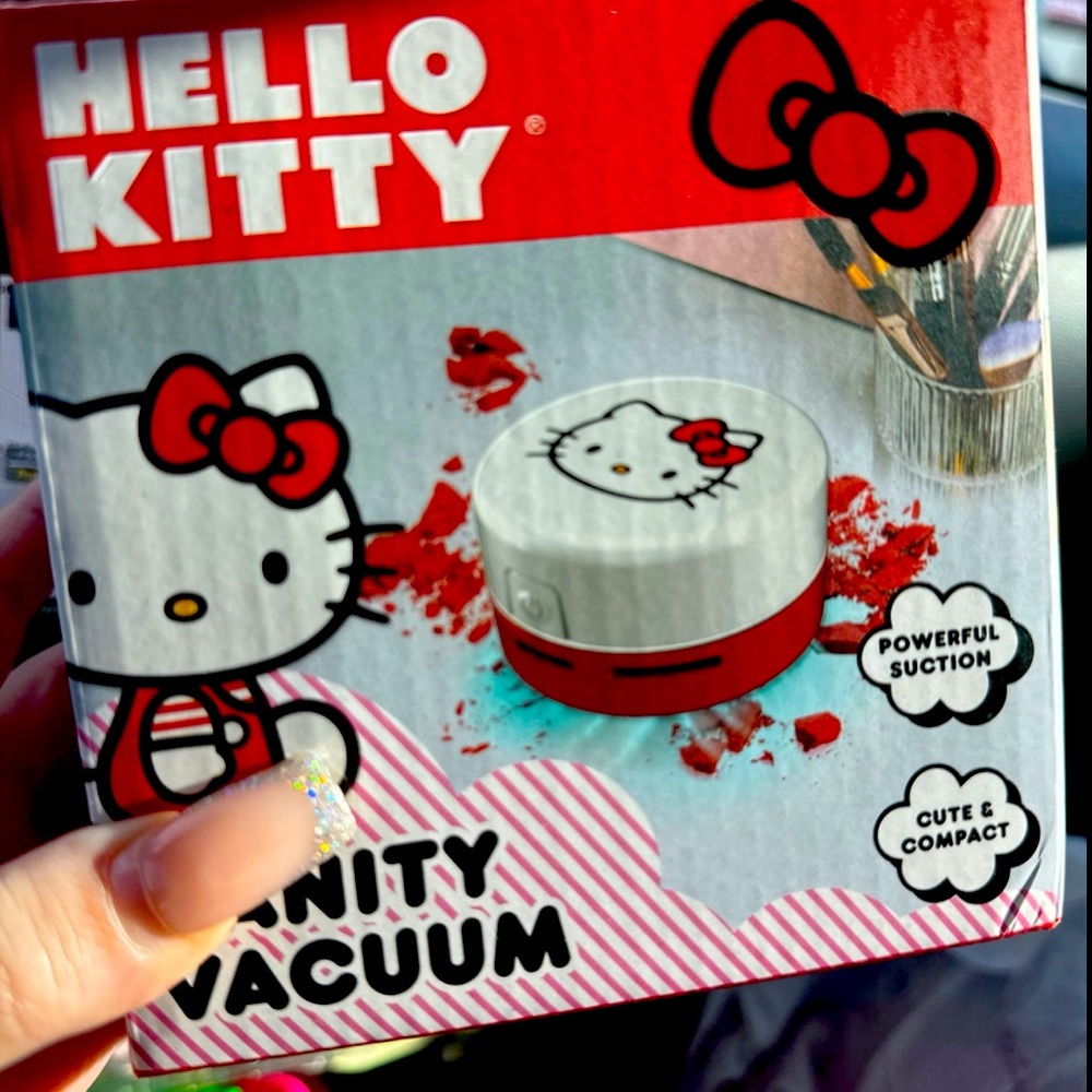 Hello Kitty vanity vacuum